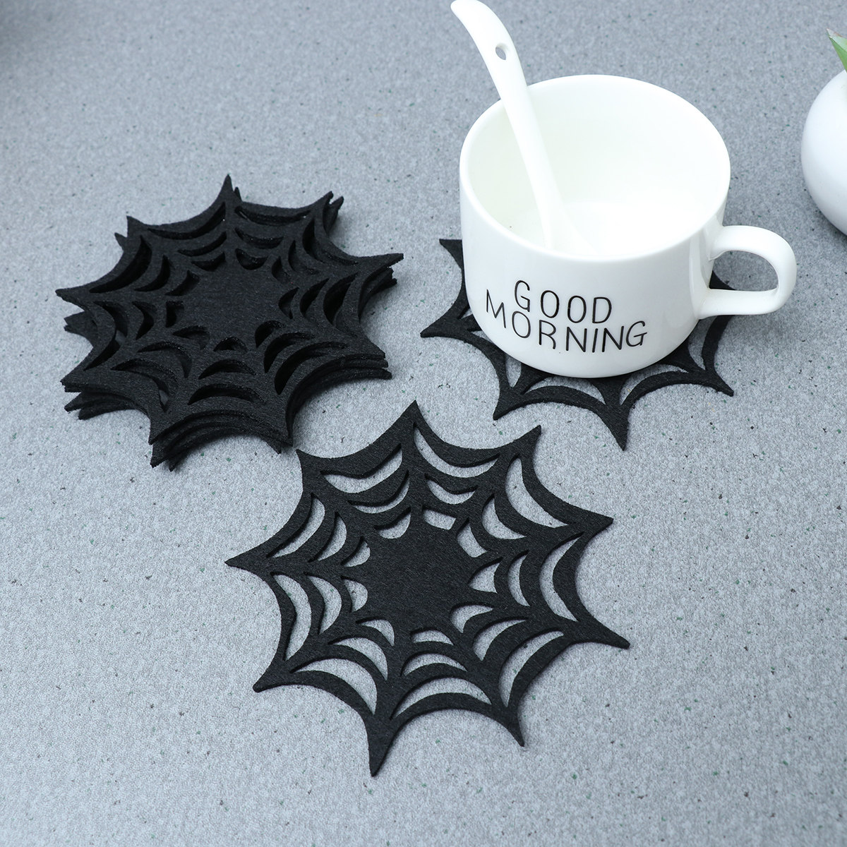 할로윈 테이블 코스터 및 테이블 매트 세트 (2개, 4 - Spider Web Halloween Decoration 리뷰 및 가격